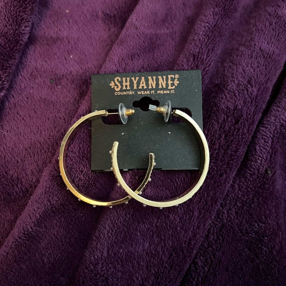 Shyanne Gold Textured Hoop Earrings